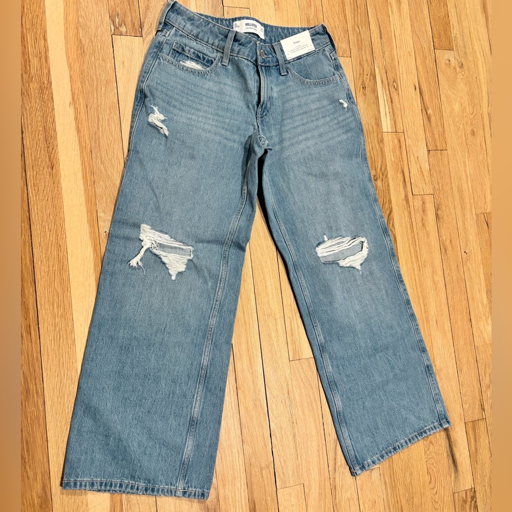 Hollister Low-Rise Baggy Jeans Size 25/0 Short - Picture 4 of 5